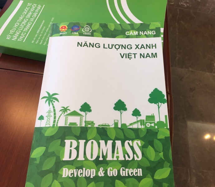 Cuốn cẩm nang Năng lượng xanh Viêt Nam