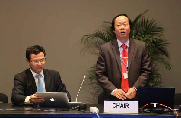 Thứ trưởng Bộ TN&MT Võ Tuấn Nhân chủ trì họp đoàn Việt Nam tại COP 22