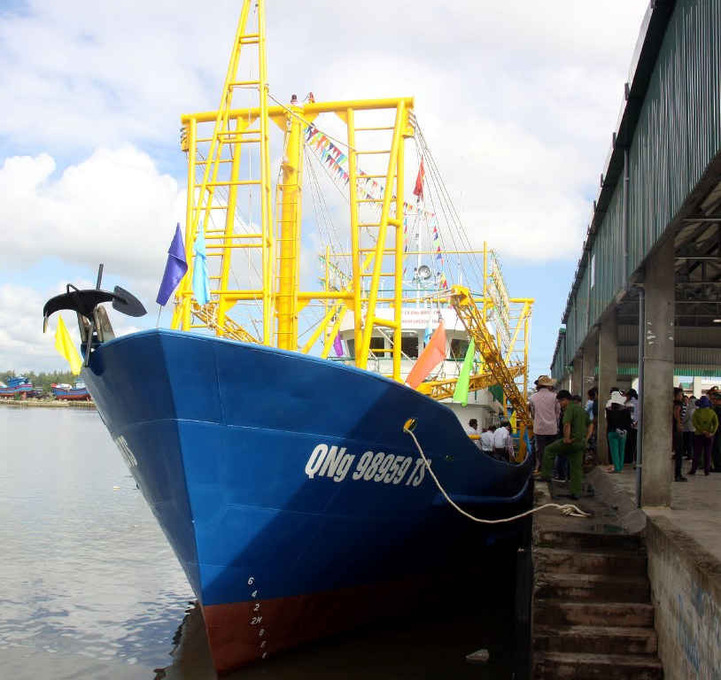 QNg 98959 TS là tàu cá vỏ thép thứ 4 mà Quỹ hỗ trợ ngư dân Quảng Ngãi đóng và bàn giao cho ngư dân
