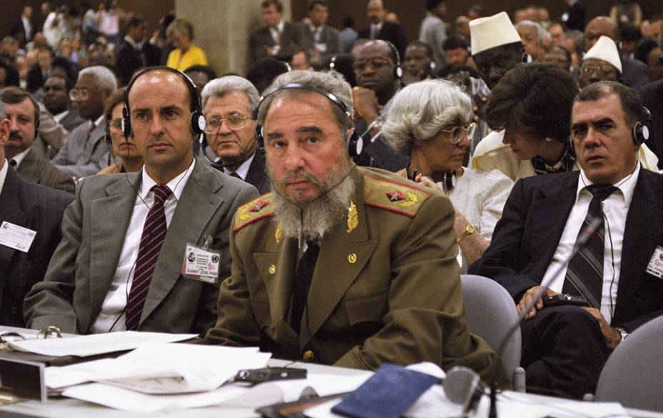 Chủ tịch Cuba Fidel Castro tại Hội nghị trái đất 1992 tại Rio de Janeiro, Brazil