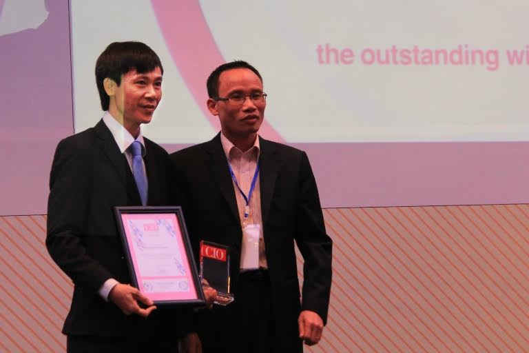 PTGĐ Nguyến Đức Hạnh nhận giải thưởng Lãnh đạo công nghệ thông tin (CNTT) tiêu biểu Đông Nam Á