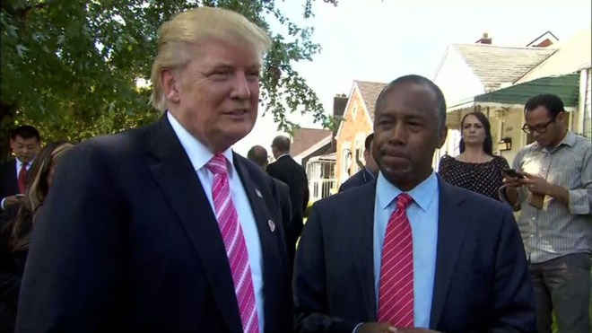 Tổng thống Mỹ đắc cử Donald Trump (trái) và ông Ben Carson. (Nguồn: CNN)