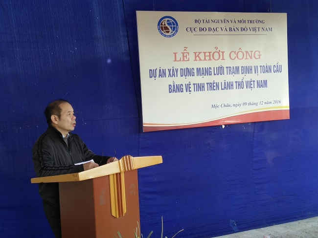 Ông Phan Đức Hiếu, Cục trưởng Cục Đo đạc và Bản đồ Việt Nam phát biểu tại Lễ khởi công Dự án.
