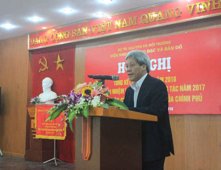Viện trưởng Viện Khoa học Đo đạc và Bản đồ Việt Nam Lê Anh Dũng phát biểu tại Hội nghị