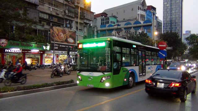 Sẽ mở thêm lộ trình tuyến buýt nhanh Kim Mã - Hòa Lạc. Ảnh minh họa