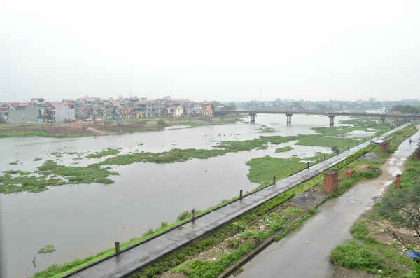 Một góc lưu vực sông Nhuệ - Đáy chảy qua tỉnh Hà Nam. Ảnh: Hoàng Minh