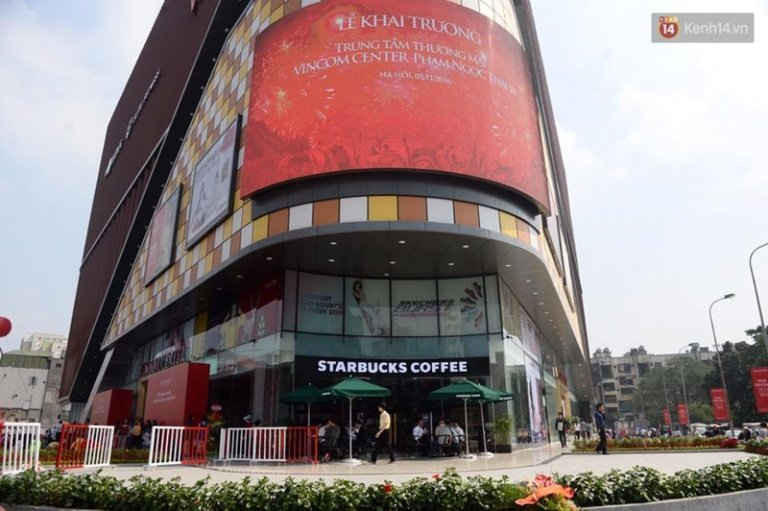 Trung tâm Thương mại Vincom Phạm Ngọc Thạch ra mắt trong năm 2016
