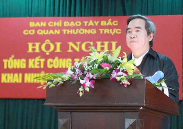 Ông Nguyễn Văn Bình, Ủy viên Bộ Chính trị, Bí thư Trung ương Đảng, Trưởng Ban Kinh tế Trung ương, Trưởng Ban chỉ đạo Tây Bắc phát biểu chỉ đạo tại hội nghị