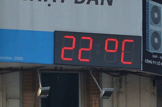 Nhiệt độ tại TPHCM lúc 7h sáng 28/1 là 22 độ C