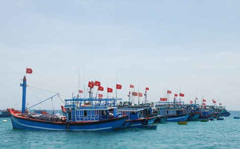 Ngư dân Phú Yên mở biển đầu năm