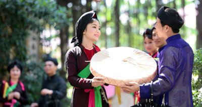 Dân ca quan họ Kinh Bắc do được hình thành và phát triển ở vùng văn hóa Kinh Bắc xưa