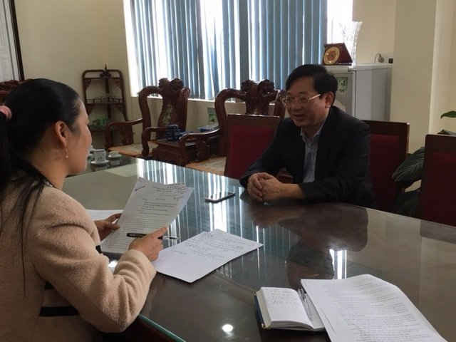 Ông Phạm Đức Chính, Chủ tịch UBND huyện Mộc Châu trả lời phỏng vấn PV Báo TN&MT