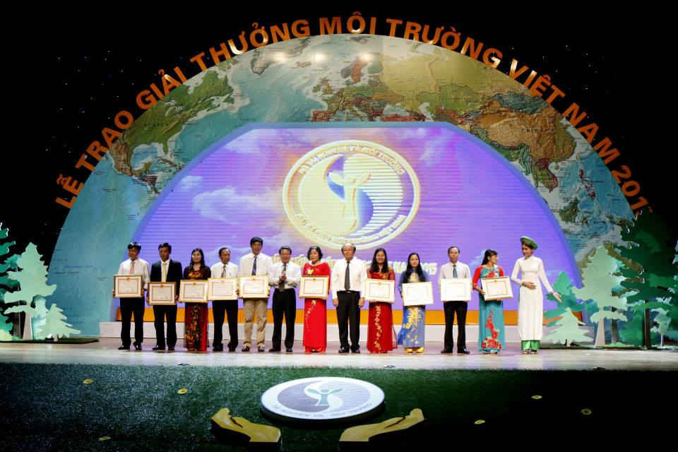 Giải thưởng Môi trường Việt Nam trao tặng chính là nguồn động viên, khuyến khích kịp thời phong trào bảo vệ môi trường góp phần phát triển kinh tế xã hội bền vững