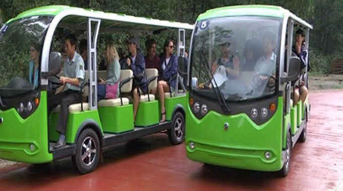 Xe điện đưa đón du khách sẽ là phương tiện chủ lực trong thời gian tới ở Hội An
