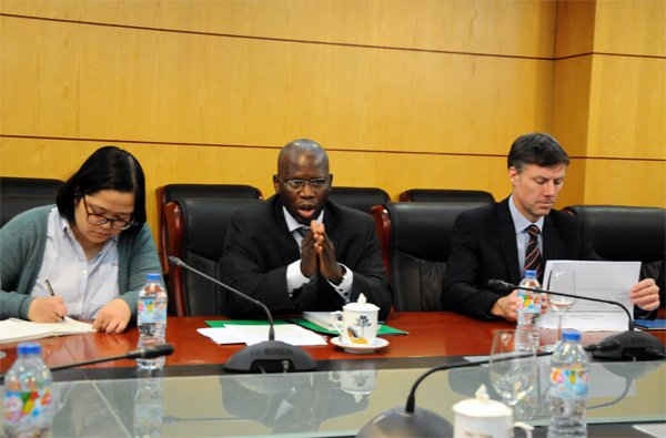 Ông Ousmane Dione Giám đốc quốc gia Ngân hàng thế giới tại Việt Nam 