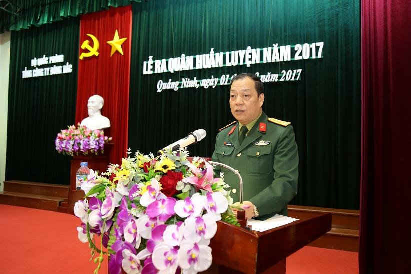 Đại tá Nguyễn Bảo Anh - Phó Tổng giám đốc Tổng Công ty chỉ đạo tại lễ ra quân.