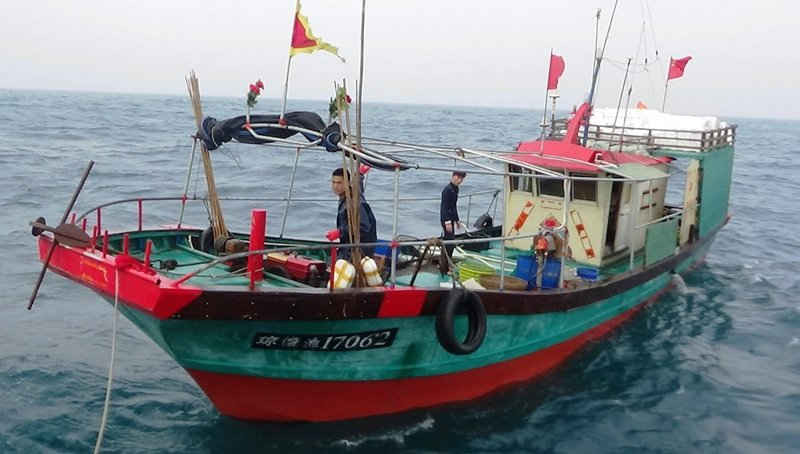 Tàu cá của Trung Quốc xâm phạm vùng biển Việt Nam.