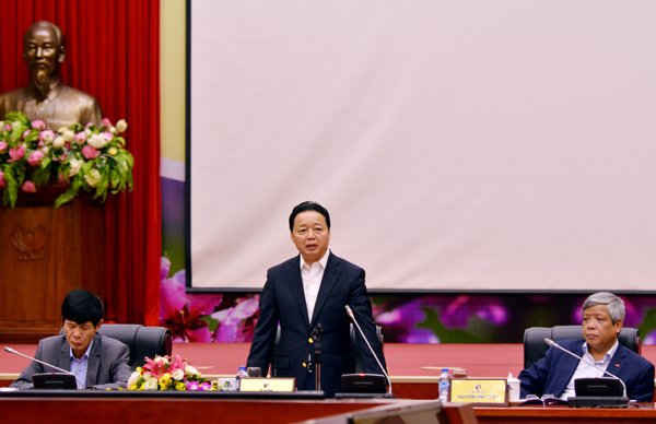 Bộ trưởng Trần Hồng Hà phát biểu tại Hội nghị. Ảnh: Hoàng Minh