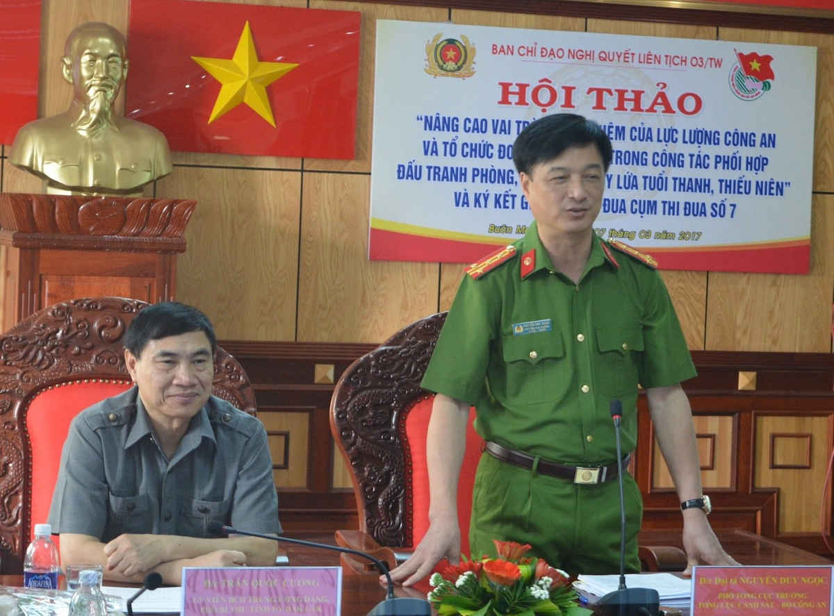 Đồng chí Nguyễn Duy Ngọc - Phó tổng cục trưởng Tổng cục Cảnh sát, Bộ Công an, Trưởng Ban chỉ đạo nghị quyết liên tịch 03 phát biểu chỉ đạo tại hội thảo.