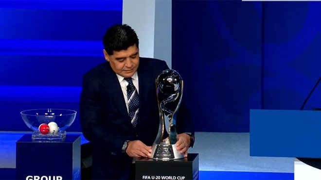 Huyền thoại Maradona có mặt trong buổi lễ bốc thăm VCK World Cup U20