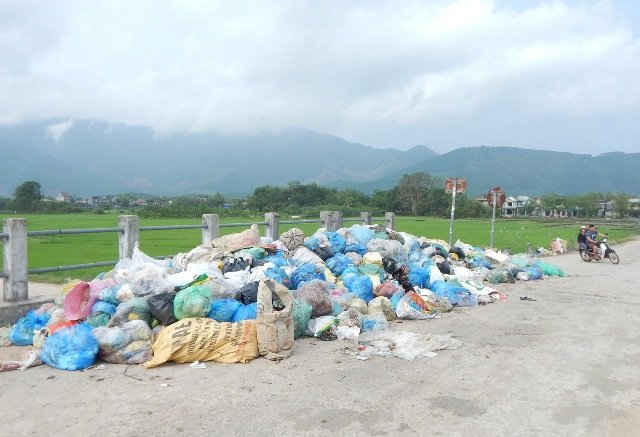 Việc rác tồn đọng như thế sẽ ảnh hưởng rất nhiều đến cuộc sống của người dân