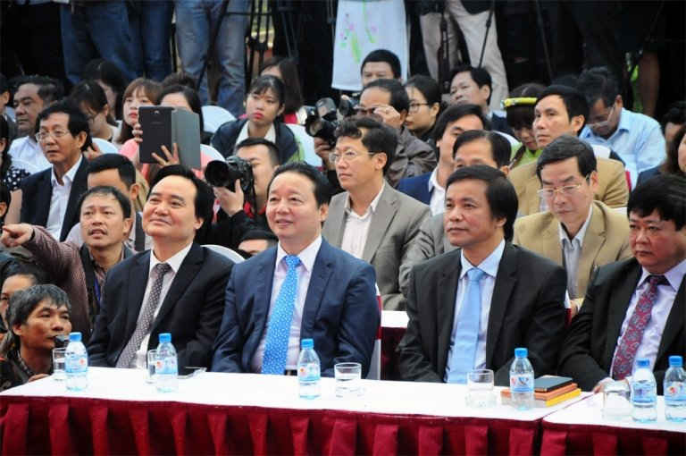 Đồng chí Trần Hồng Hà - Bộ trường Bộ Tài nguyên & Môi trường tới dự Lễ Trao giải và Bế mạc Hội Báo toàn quốc 2017