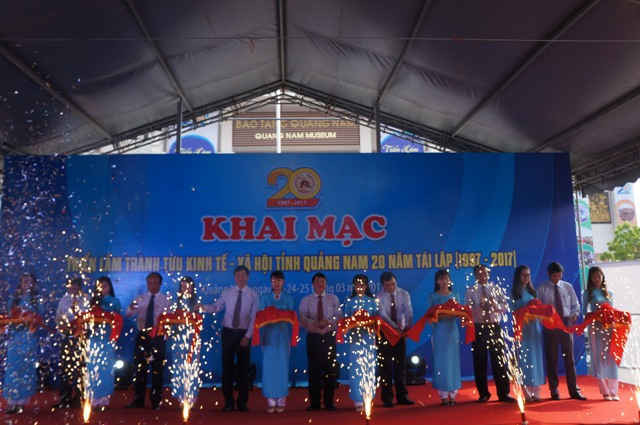 Lễ khai mạc triển lãm trưng bày thành tựu kinh tế - xã hội tỉnh Quảng Nam