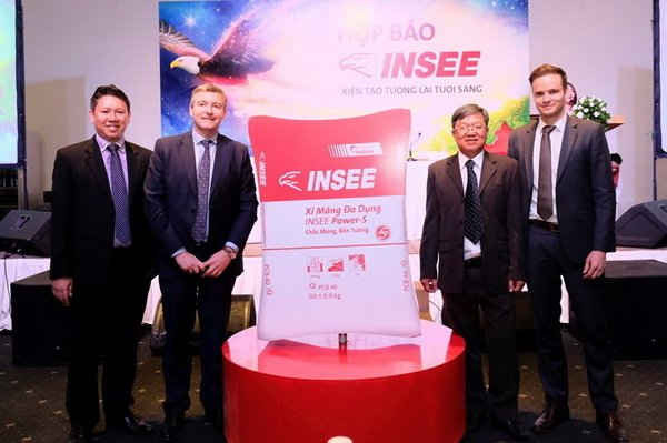 Ban Giám đốc INSEE tại Việt Nam công bố thay đổi thương hiệu tại Việt Nam 