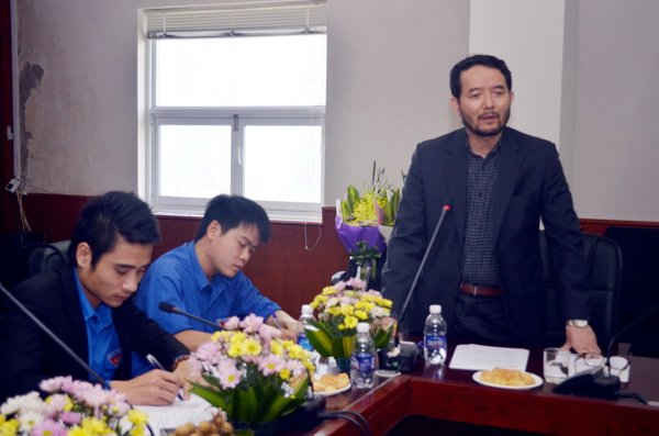 Tổng biên tập Hoàng Văn Thành phát biểu tại Đại hội