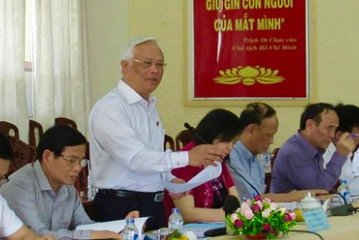Phó Chủ tịch QH Uông Chu Lưu tại buổi làm việc tại Cần Thơ.