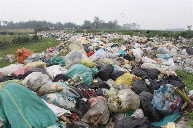 Bãi rác tự phát tại Đồng Nười, xã Xuân Yên