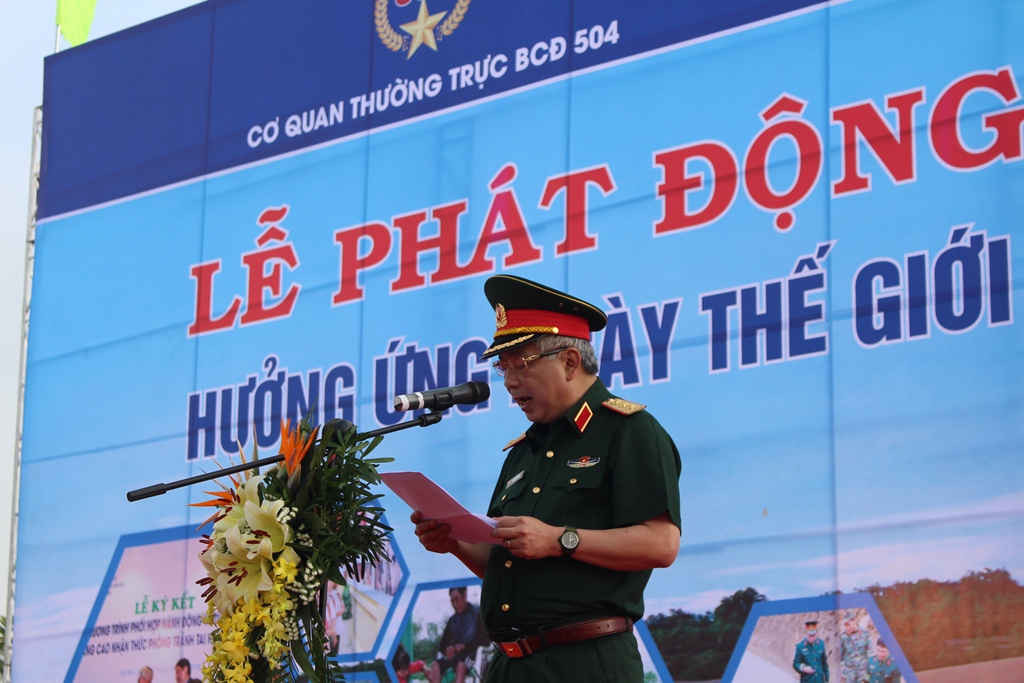 Thượng tướng Nguyễn Chí Vịnh, Thứ trưởng Bộ Quốc phòng Việt Nam phát biểu tại buổi lễ