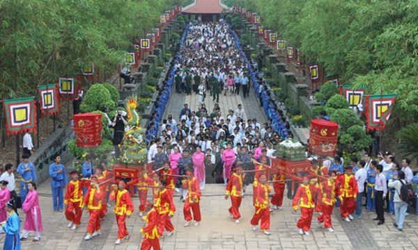 Thời tiết thuận lợi cho người tham gia các hoạt động trong ngày giỗ tổ Hùng Vương
