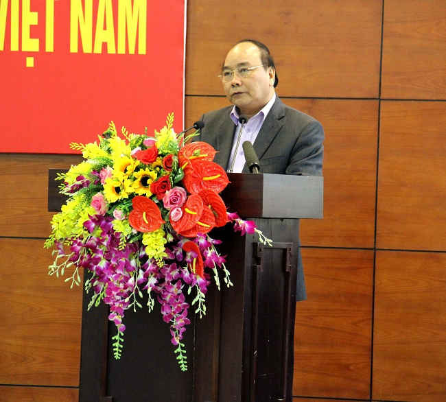 Thủ tướng Chính phủ Nguyễn Xuân Phúc phát biểu chủ trì tại hội nghị