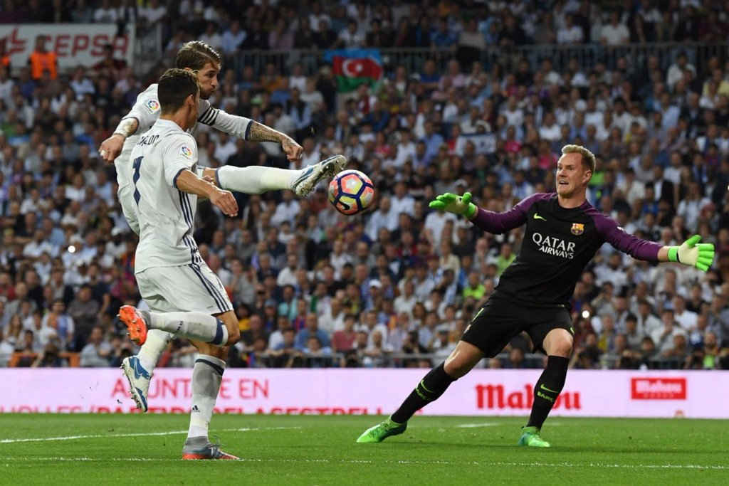 Sergio Ramos có công trong bàn mở tỉ số của Real