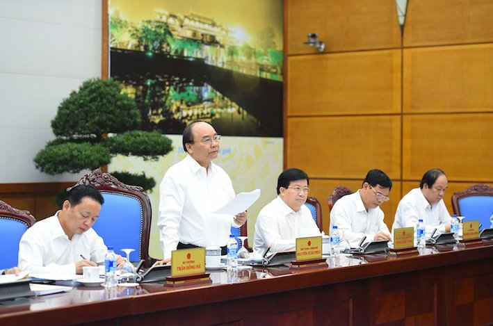 Thủ tướng chủ trì cuộc họp của Ủy ban Quốc gia về ứng phó với BĐKH. Ảnh: VGP/Quang Hiếu