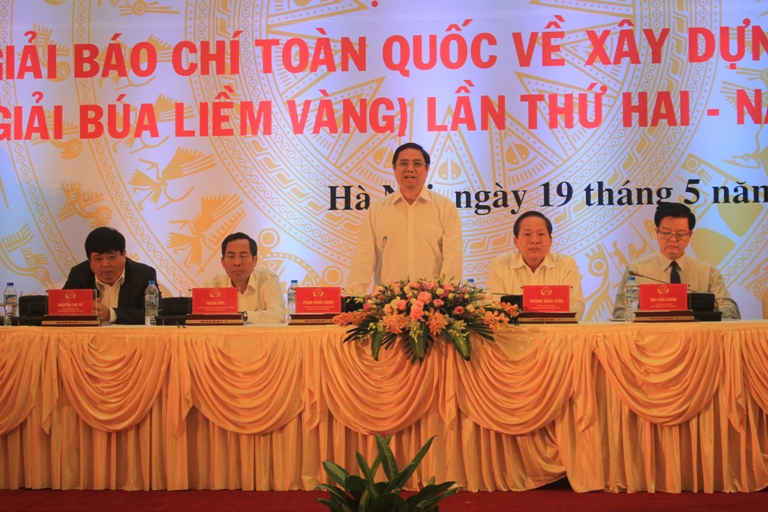 Ông Phạm Minh Chính, Ủy viên Bộ Chính trị, Bí thư Trung ương Đảng, Trưởng Ban Tổ chức Trung ương phát biểu tại Họp báo