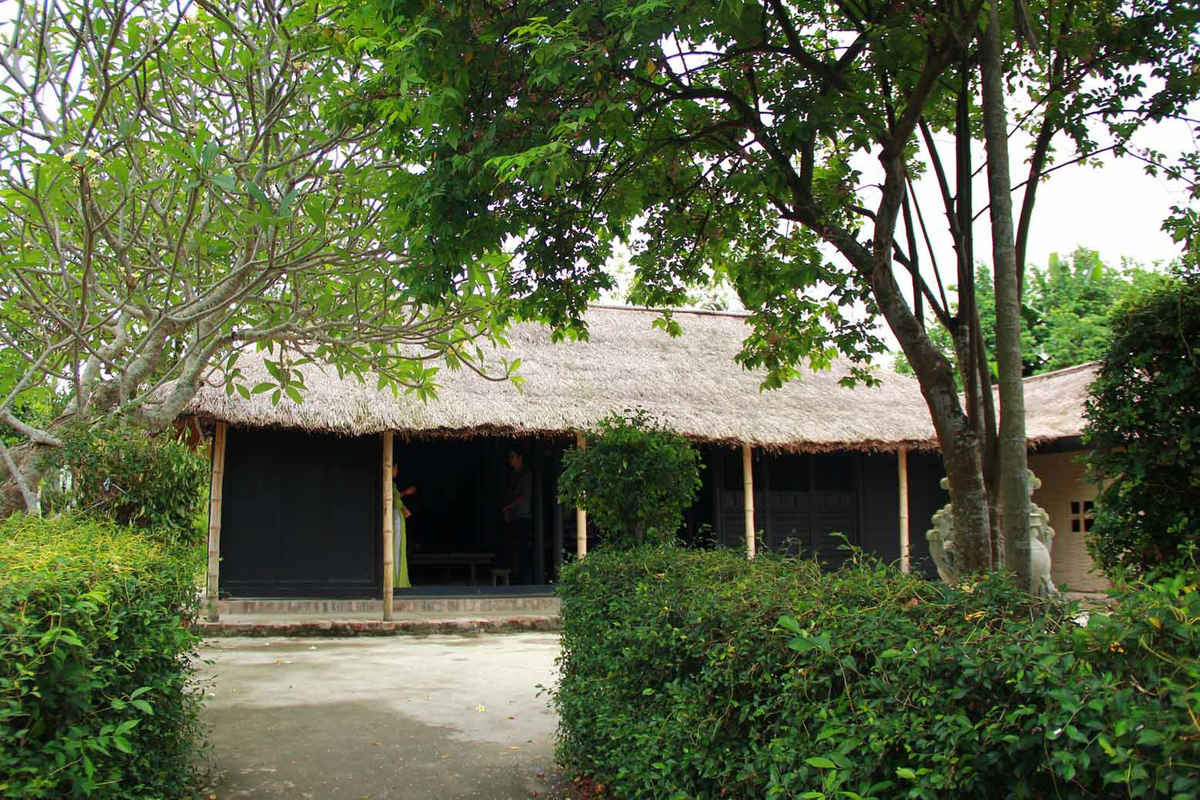 Ngôi nhà tranh tại làng Dương Nỗ (xã Phú Dương, huyện Phú Vang) là nơi mang dấu ấn sâu đậm trong thời gian Bác Hồ theo cha và anh về sinh sống, học tập trong thời gian 1898-1900