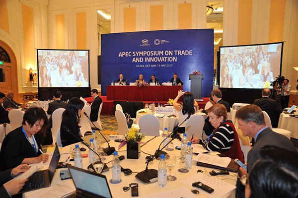 Quang cảnh Hội nghị APEC về Thương mại và Sáng tạo - phiên họp ngày 19/5 tại Hà Nội