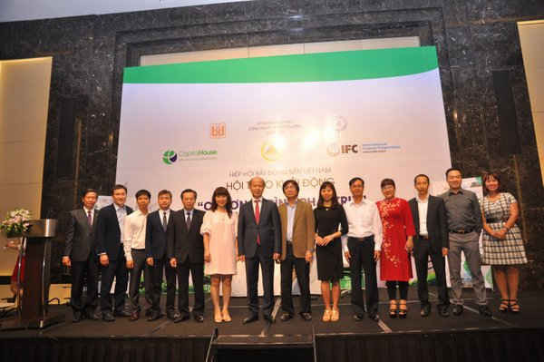 Tại Hội thảo có 07 doanh nghiệp BĐS tiên phong ký kết tham gia chương trình phát triển công trình xanh tại Việt Nam