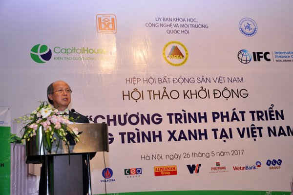 Ông Nguyễn Trần Nam – Nguyên thứ trưởng BXD, Chủ tịch Hiệp hội BĐS phát biểu khai mạc hội thảo