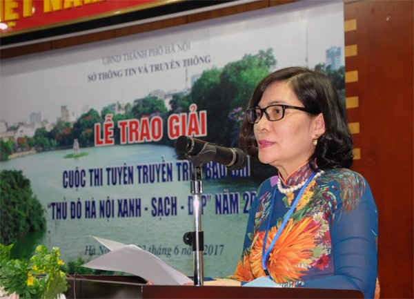 Bà Bà Phan Lan Tú - Giám đốc Sở TTTT Hà nội phát động cuộc thi 