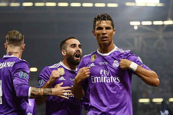 Ronaldo mở tỉ số của trận đấu, anh đã trở thành cầu thủ thứ 2 ghi bàn ở 3 trận CK Champions League khác nhau