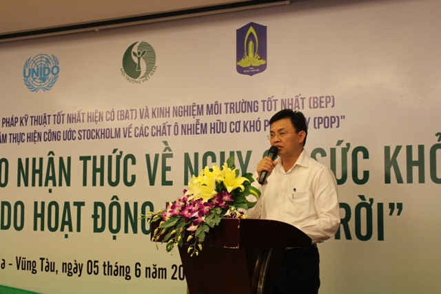 Ông Hoàng Văn Thức, Phó Tổng cục trưởng Tổng cục Môi trường phát biểu