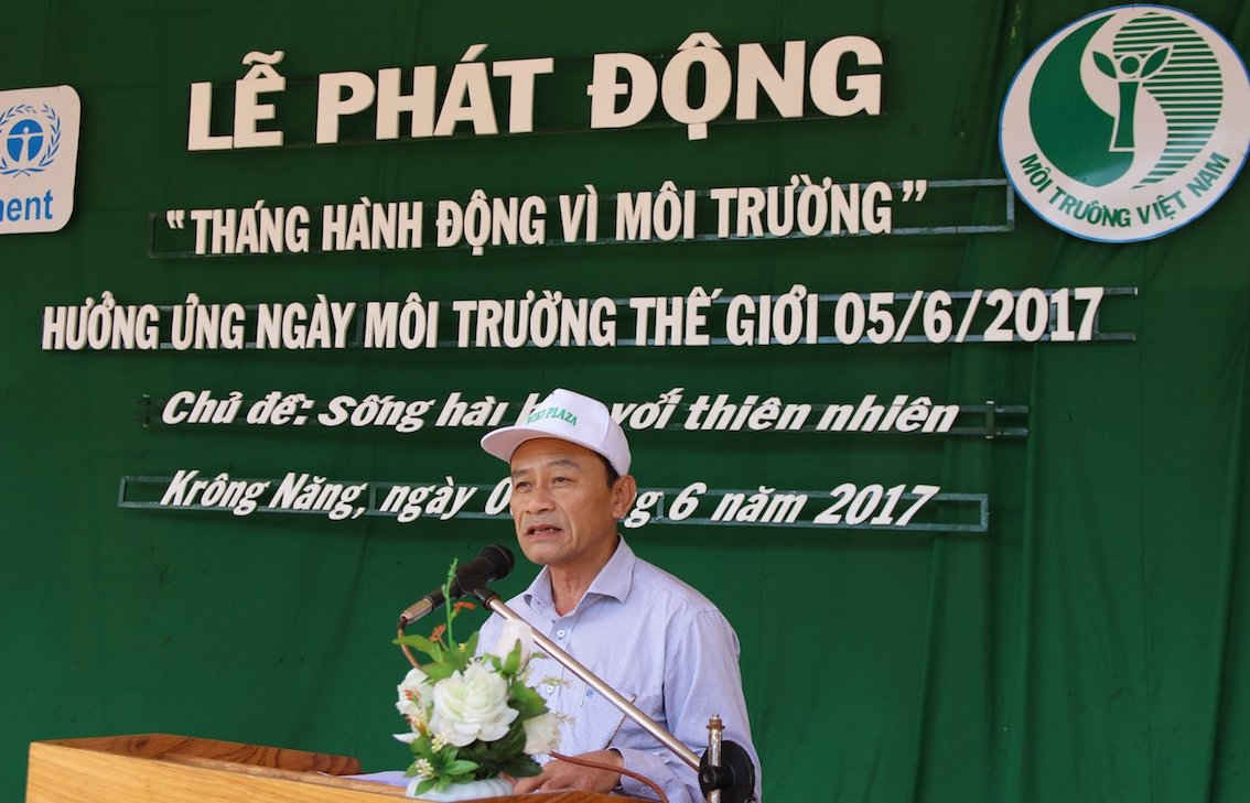 Ông Bùi Thanh Lam – Giám đốc Sở Tài nguyên và môi trường Đắk Lắk phát biểu tại lễ phát động “Tháng hành động vì môi trường” tại huyện Krông Năng.