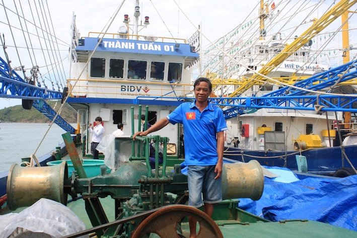 Ngư dân Trần Đình Sơn (ở xã Mỹ An, Phù Mỹ), chủ tàu cá vỏ thép BĐ 99245 TS), tố giác Công ty TNHH MTV Nam Triệu dùng tiền để mua sự “im lặng”.