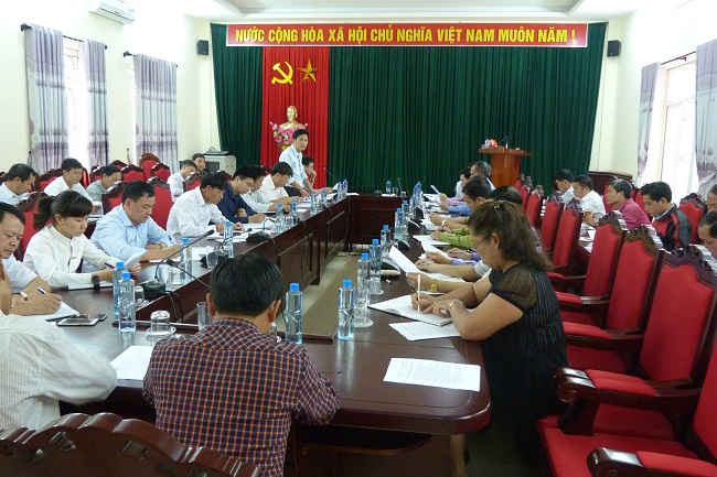 Huyện Phù Yên họp báo cáo tình hình triển khai cấp GCNQSDĐ lần đầu