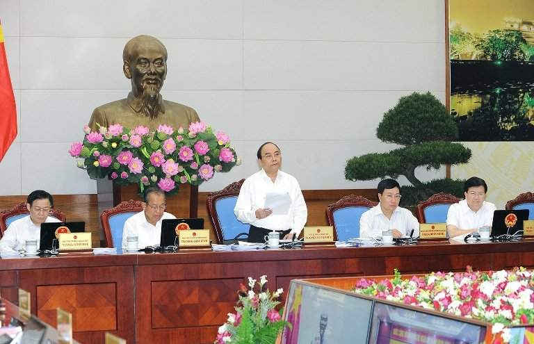 Thủ tướng Nguyễn Xuân Phúc chủ trì phiên họp Chính phủ thường kỳ tháng 6/2017. Ảnh: VGP
