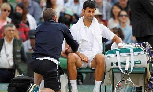 Chấn thương của Djokovic khiến tay vợt người Serbia mất cơ hội giành lại vị trí số 1 thế giới trên BXH