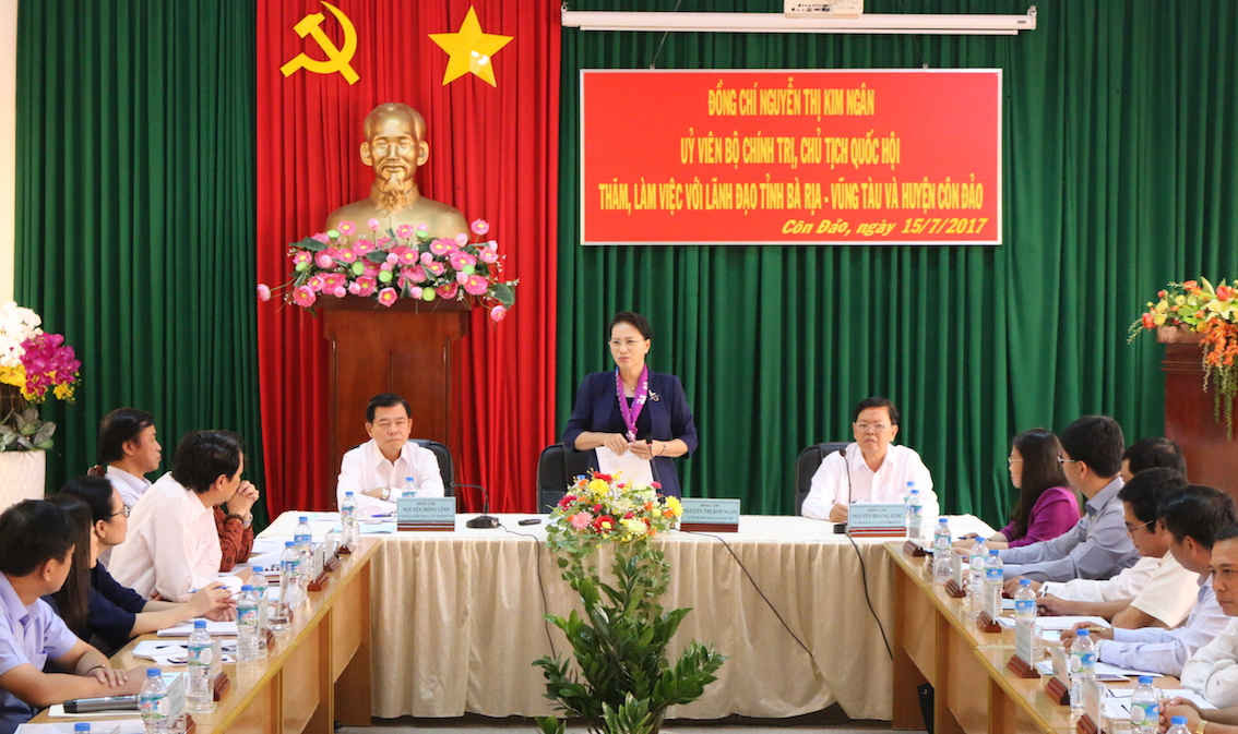 Chủ tịch QH Nguyễn Thị Kim Ngân phát biểu chỉ đạo tại buổi làm việc